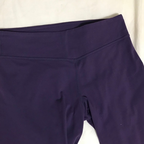 🚫SOLD 🚫 Lululemon Wunder Under w/ mesh design - Picture 2 of 5